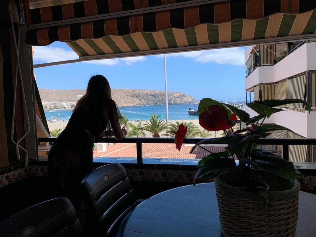 Views To The Infinite Sea In Los Cristianos Los Cristianos  Dış mekan fotoğraf